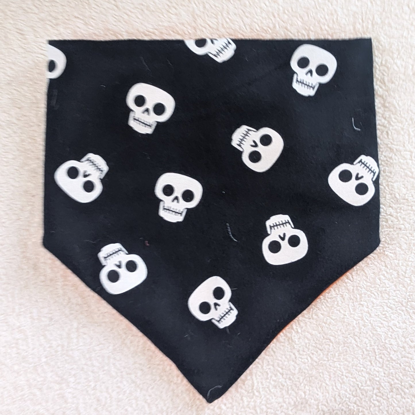 Glow In The Dark Skull Halloween Pet Bandana