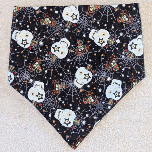 Glow In The Dark Skull Halloween Pet Bandana